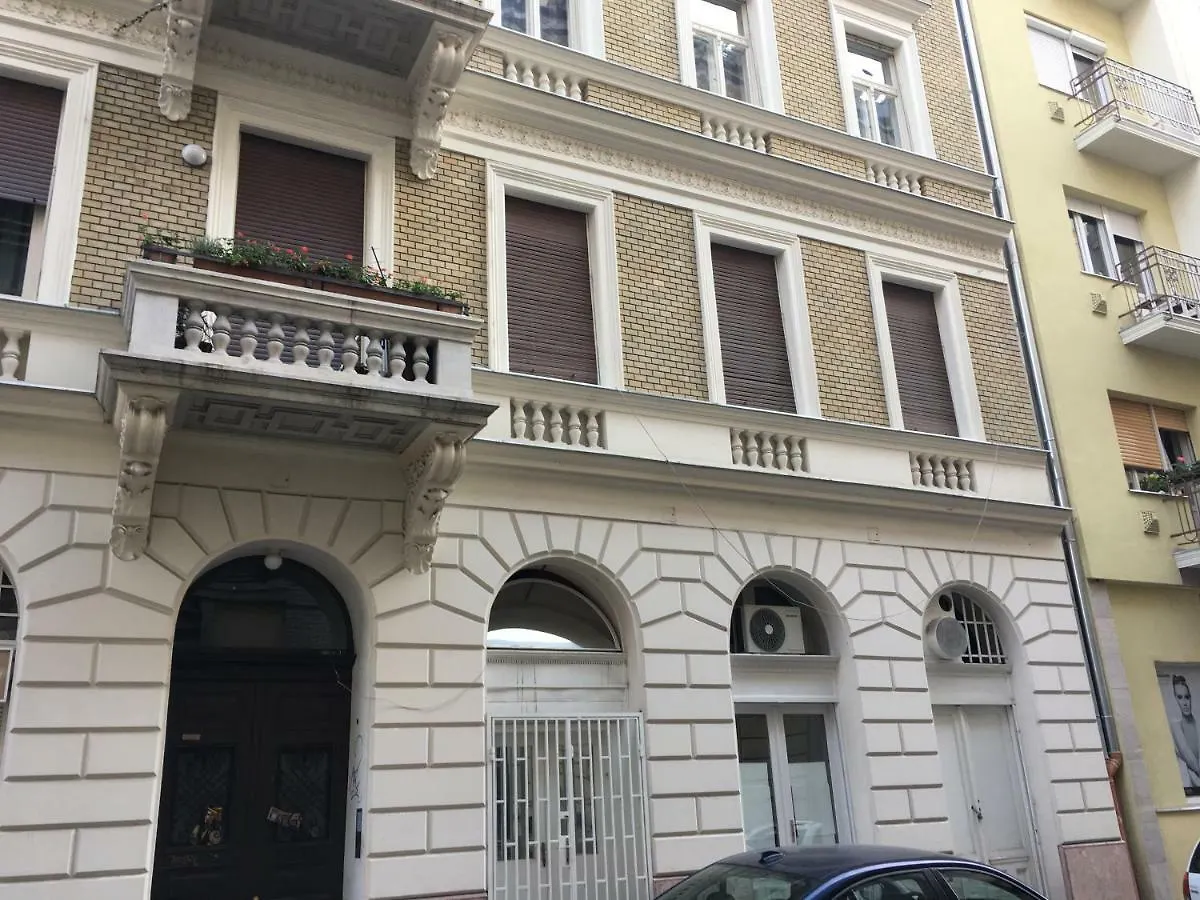 O Street Apartment Budapešť
