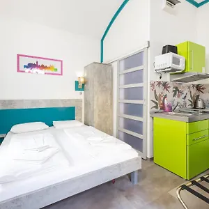 3* アパートホテル Amber Gardenview Downtown